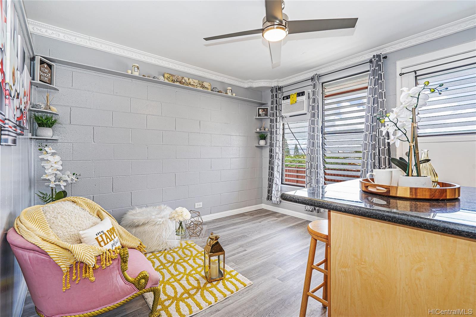 636 Nalanui Street  Unit 404