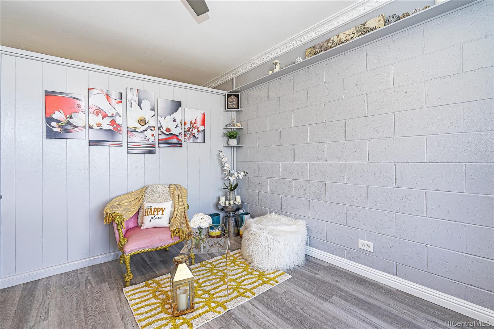 636 Nalanui Street  Unit 404