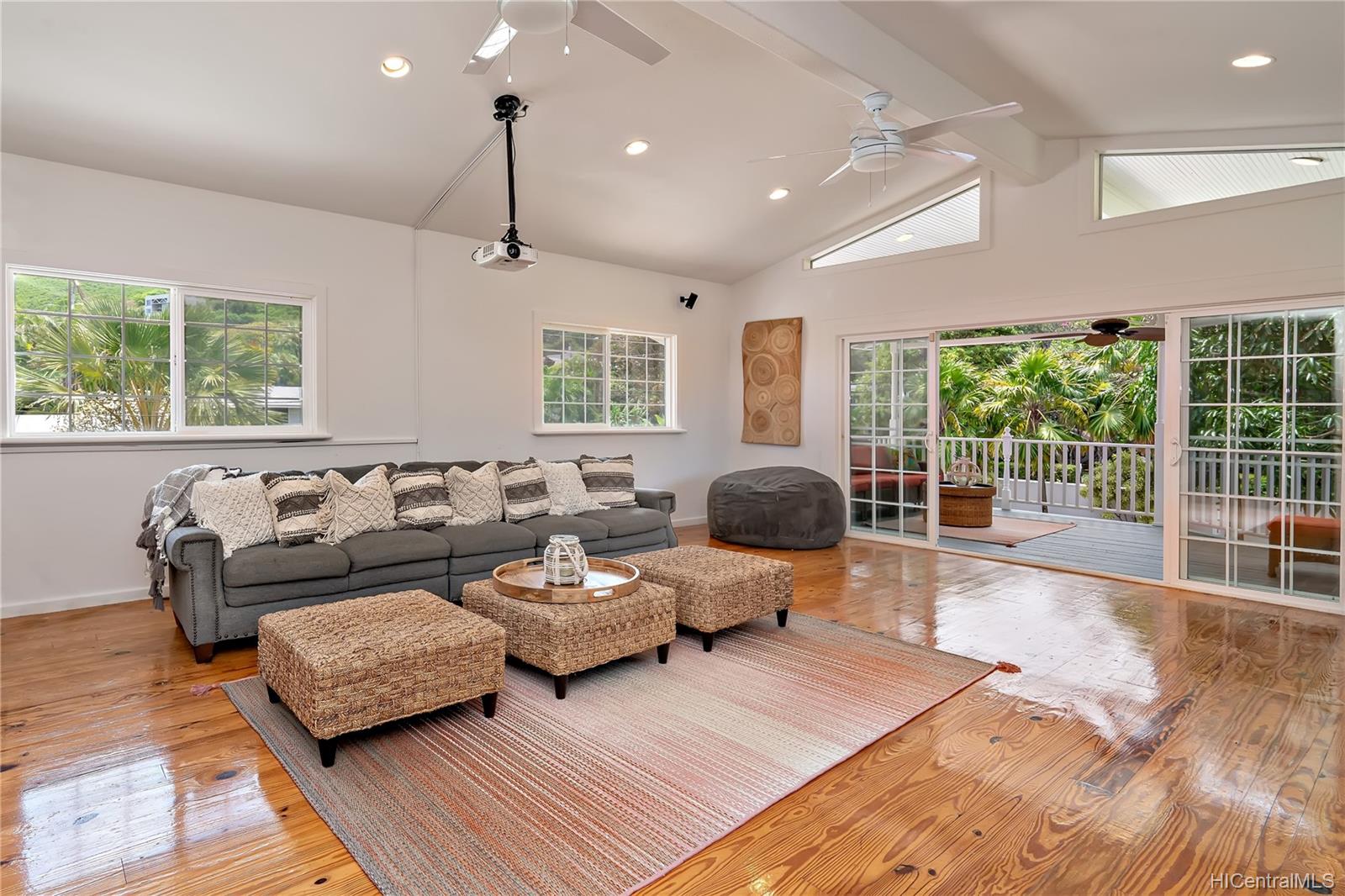 122 Lanipo Drive