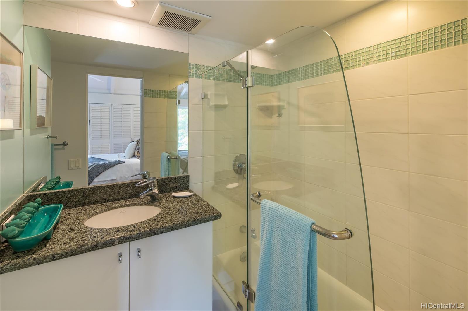 445 Kawailoa Road  Unit 4