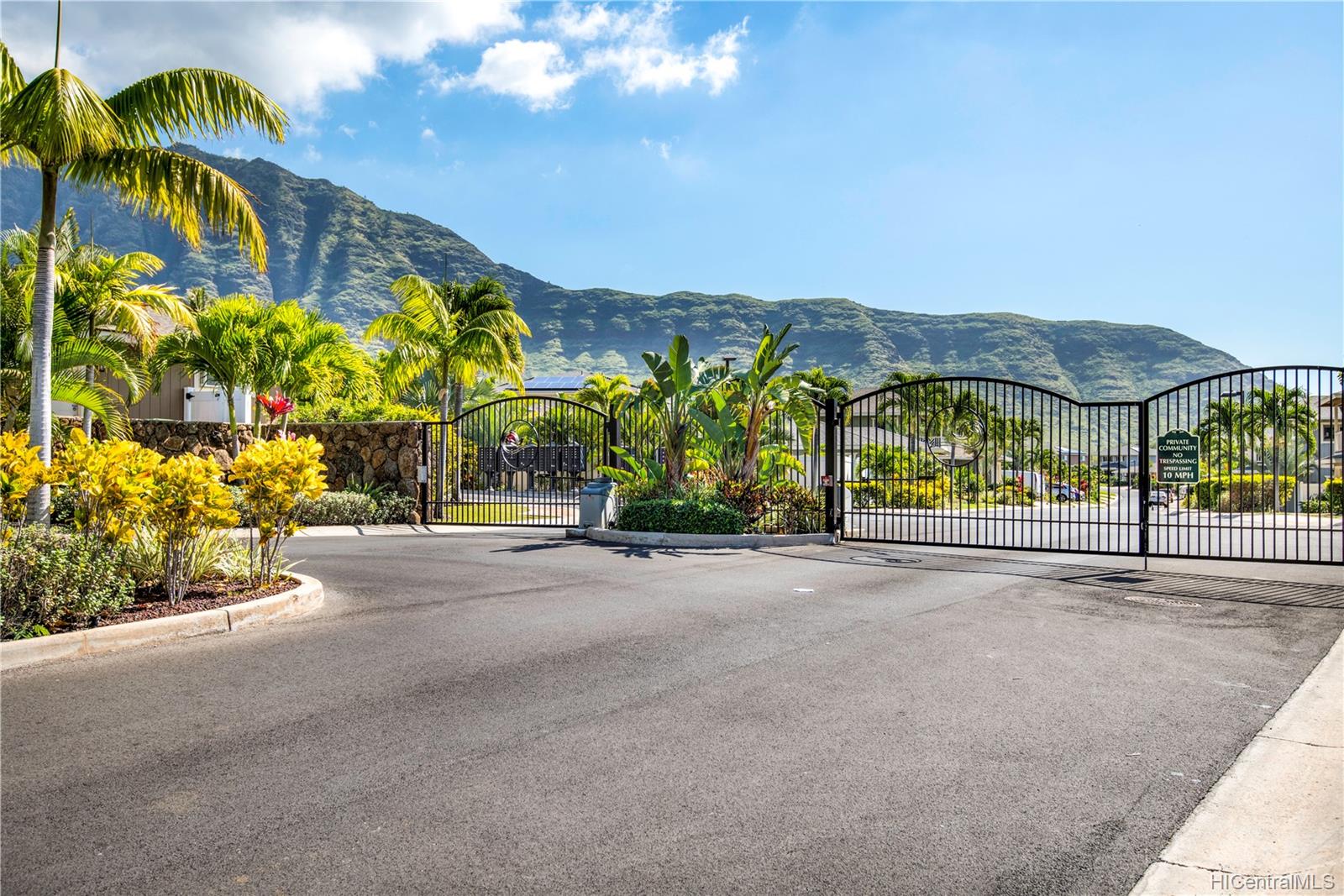 Makaha Oceanview Estates Homes for Sale