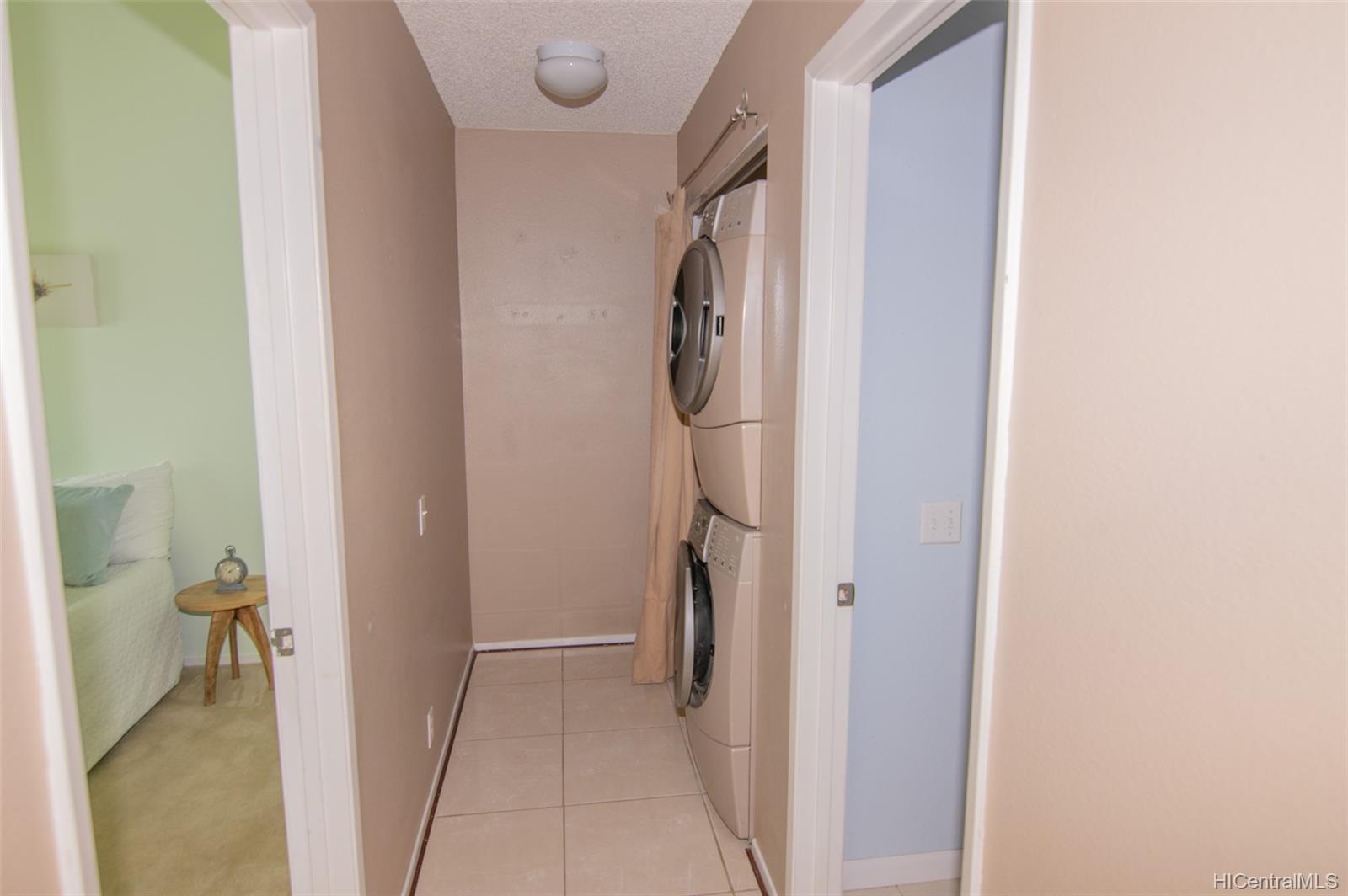 91-1121 Laaulu Street  Unit 10B