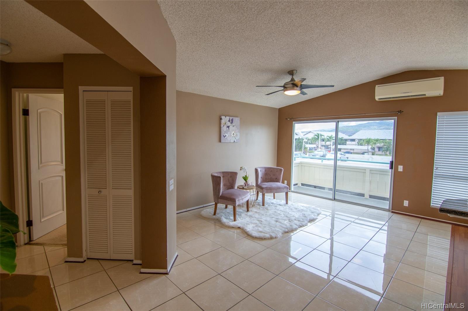 91-1121 Laaulu Street  Unit 10B