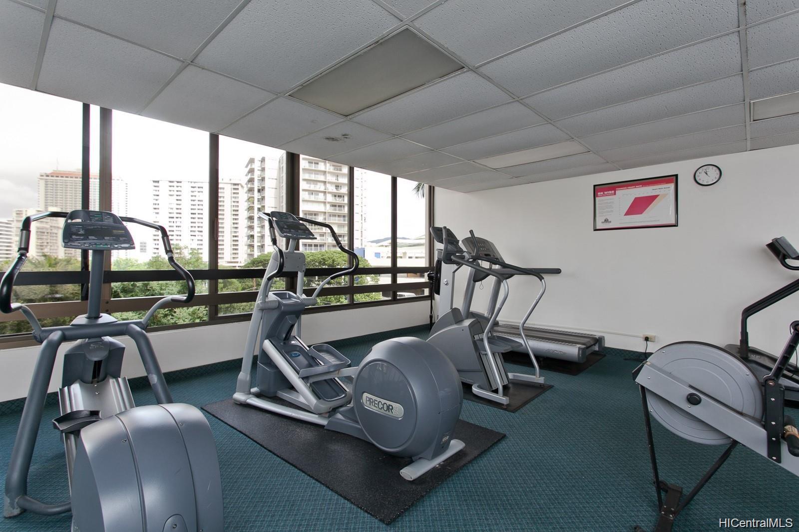 411 Hobron Lane  Unit 3705