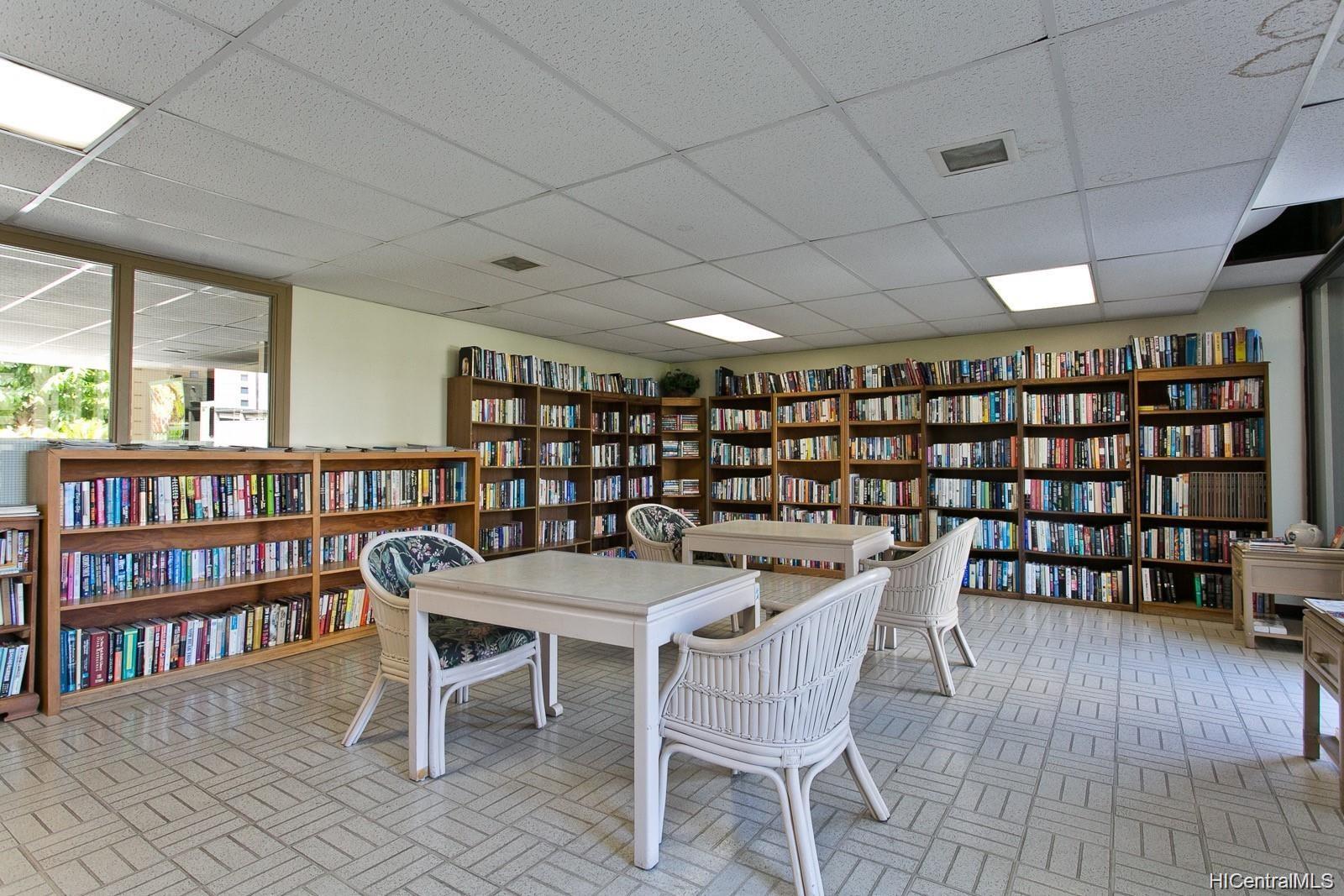411 Hobron Lane  Unit 3705