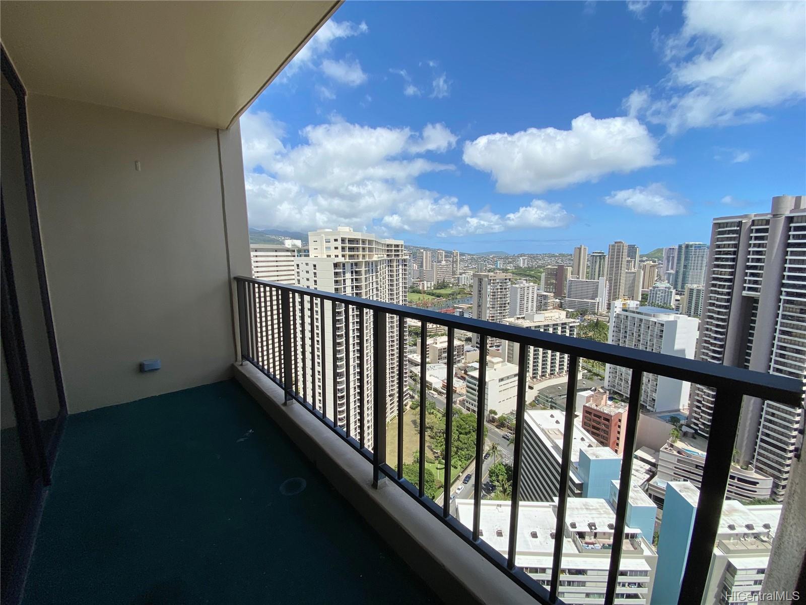 411 Hobron Lane  Unit 3705