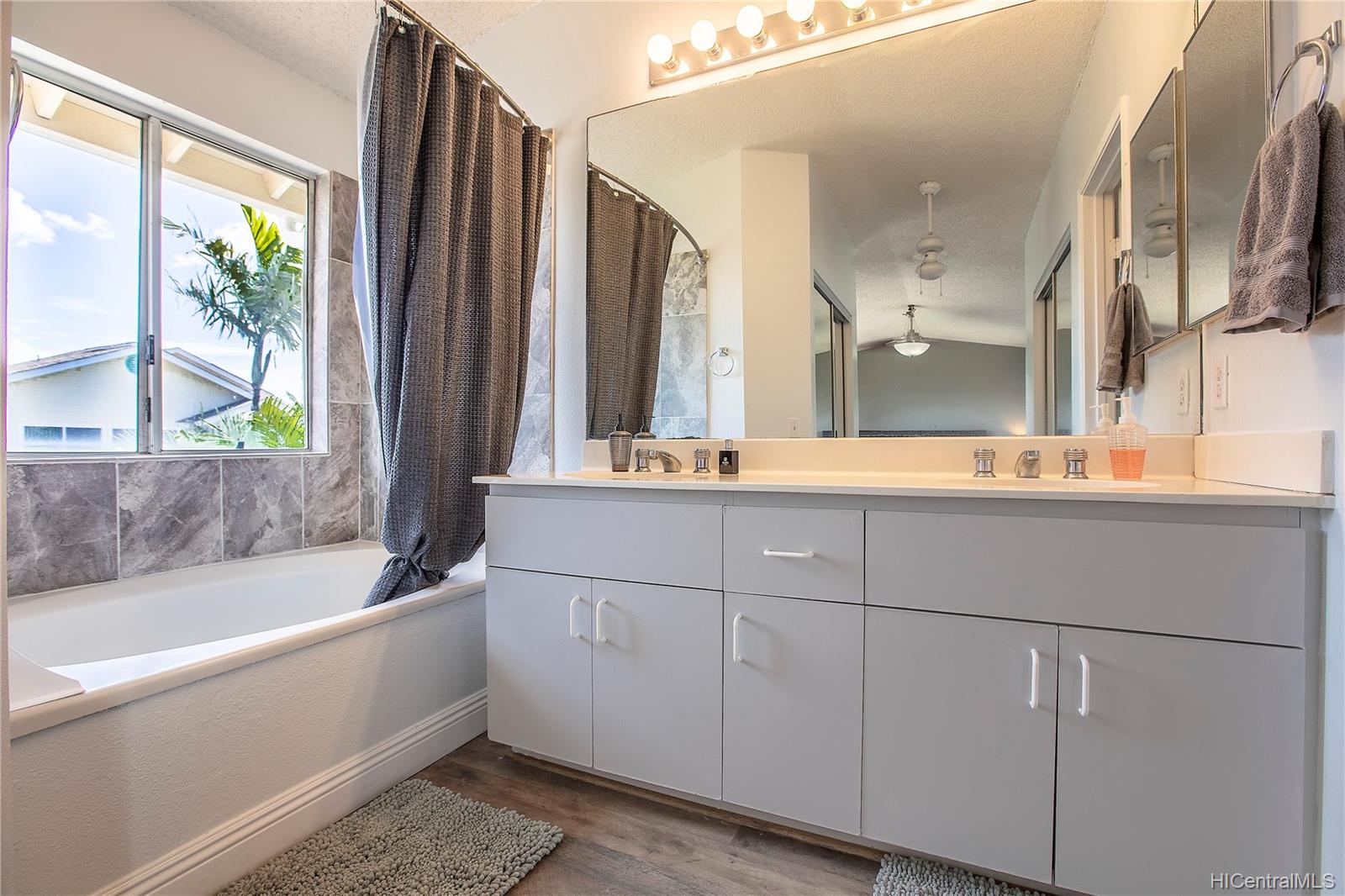 91-957 Laaulu Street  Unit 40F