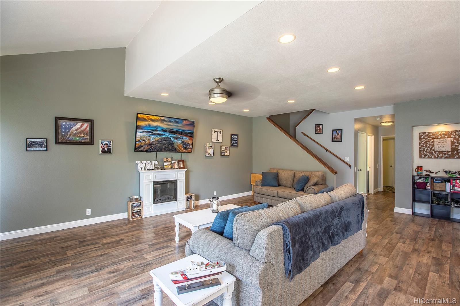 91-957 Laaulu Street  Unit 40F