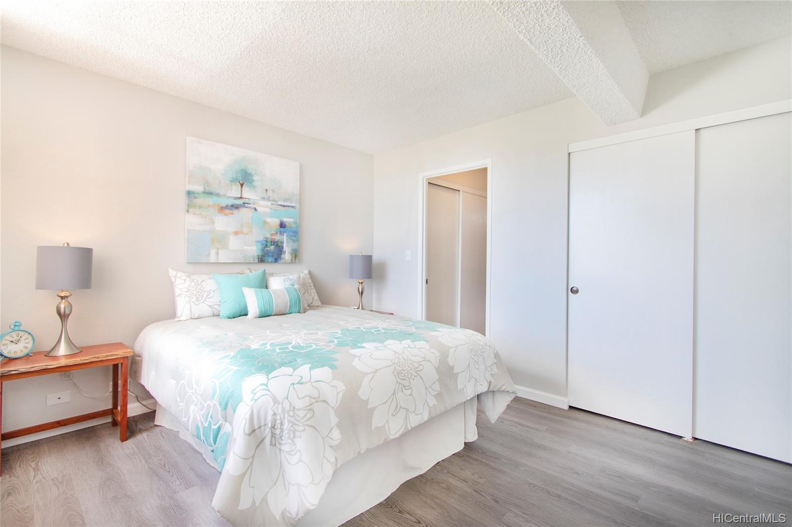 2439 Kapiolani Boulevard  Unit 101