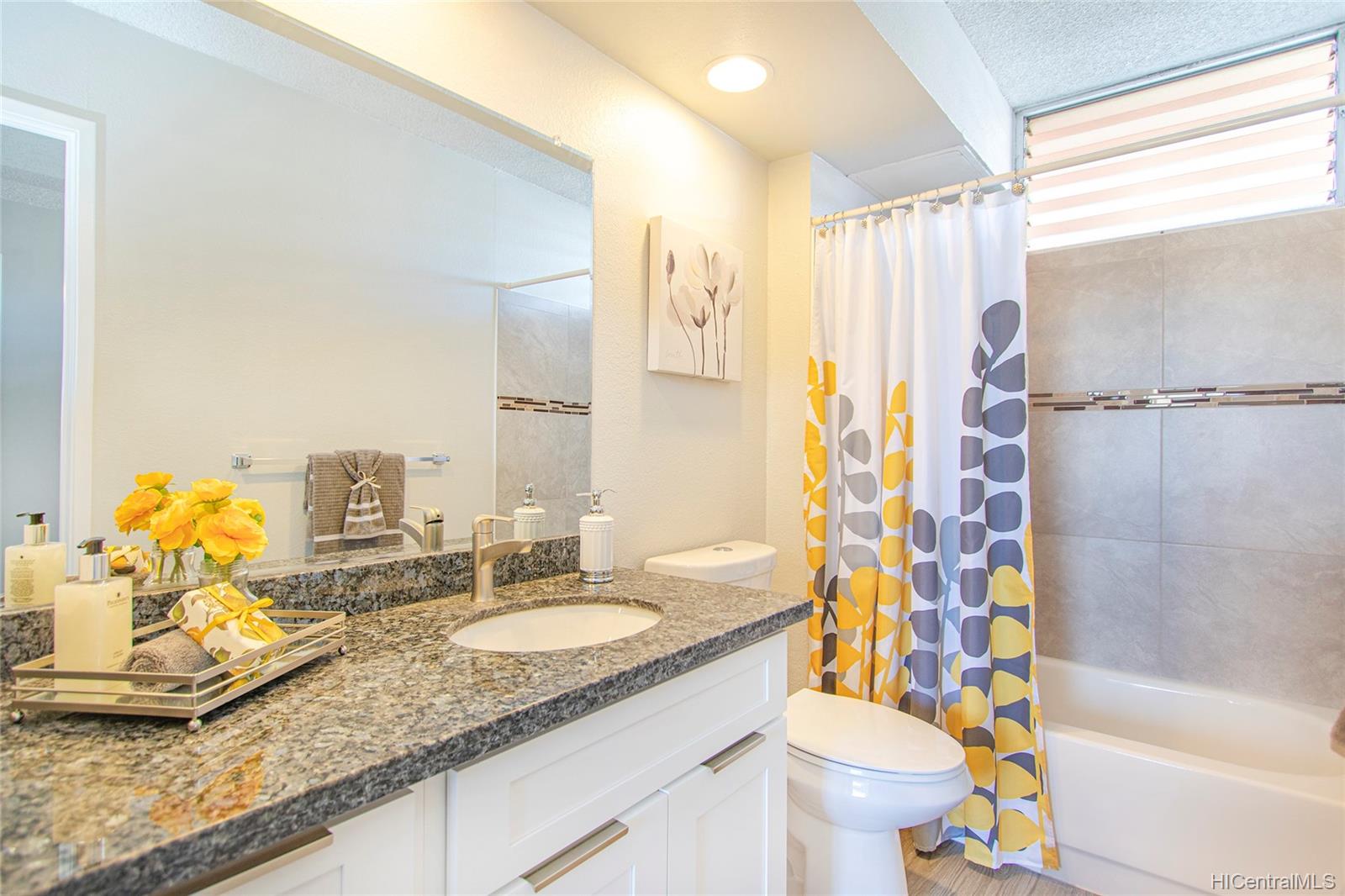 2439 Kapiolani Boulevard  Unit 101