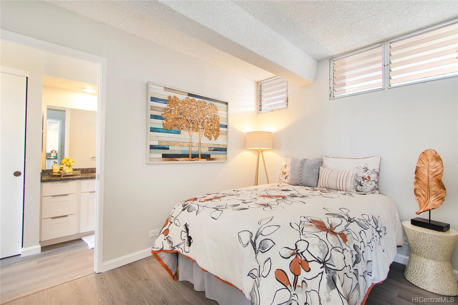 2439 Kapiolani Boulevard  Unit 101