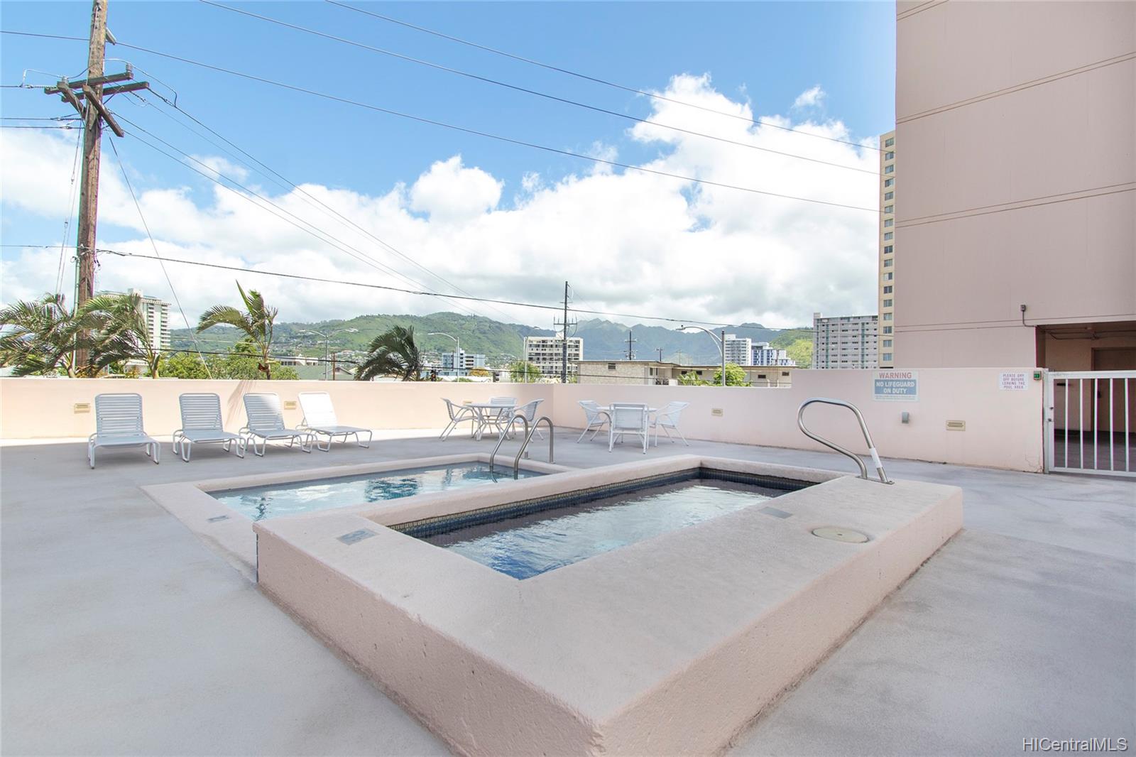 2439 Kapiolani Boulevard  Unit 101