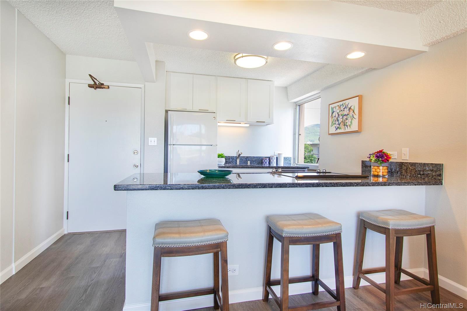 2439 Kapiolani Boulevard  Unit 101