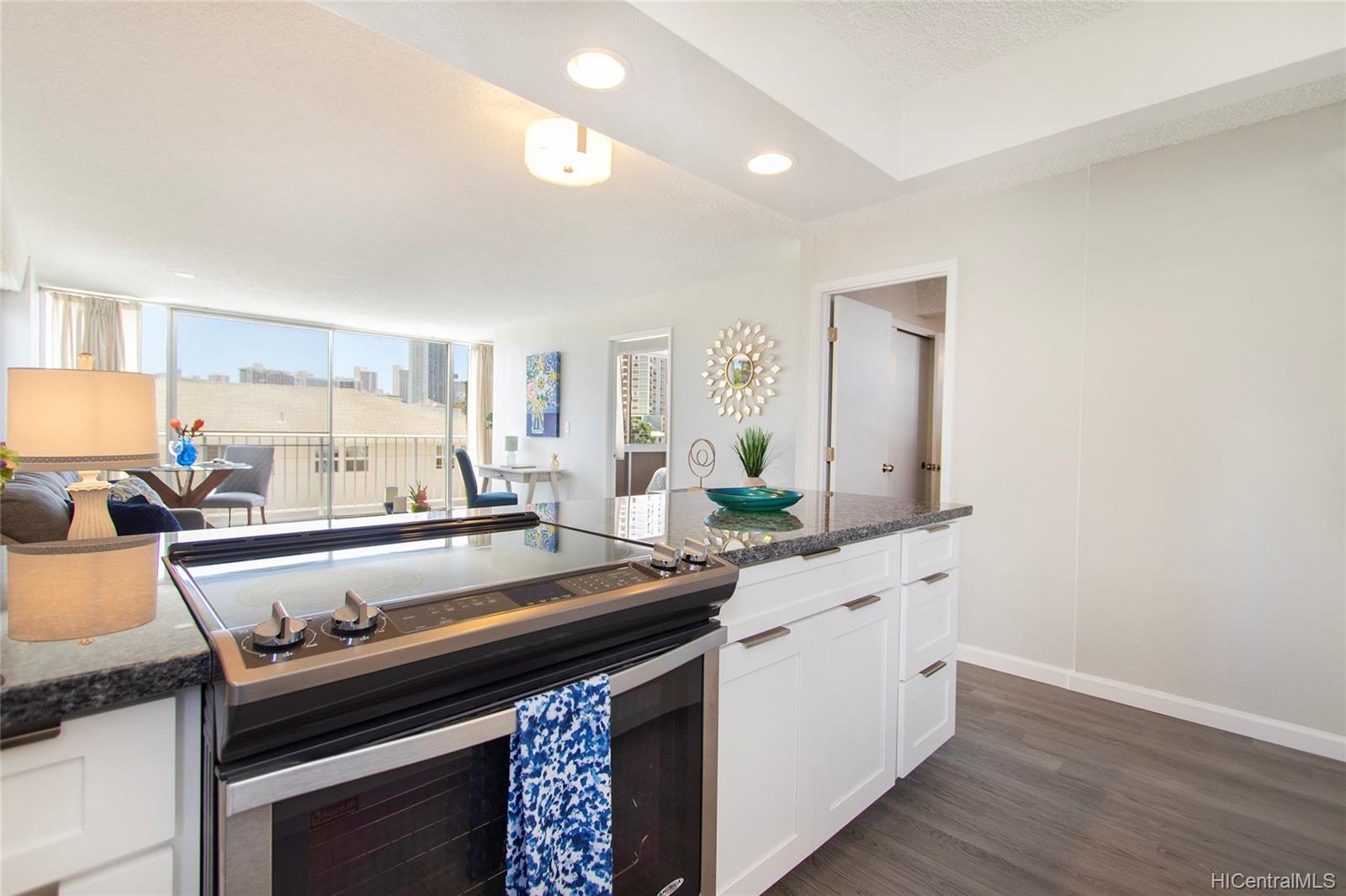 2439 Kapiolani Boulevard  Unit 101