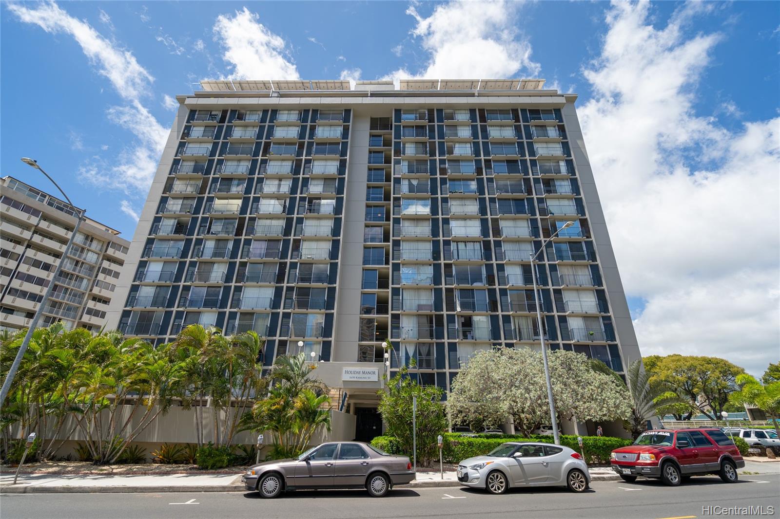 Holiday Manor 1650 Kanunu Street Unit 405 Honolulu HI 96814 listed 05