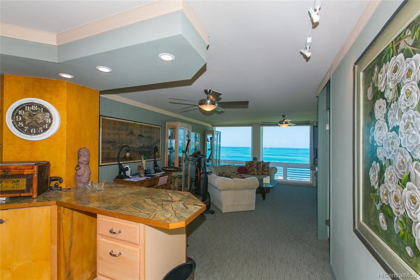 87-561 Farrington Highway  Unit 321