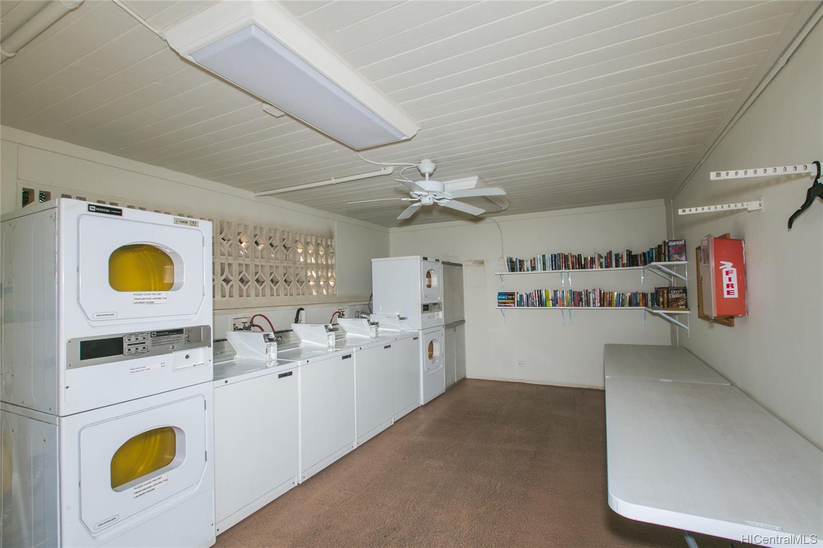 87-561 Farrington Highway  Unit 321