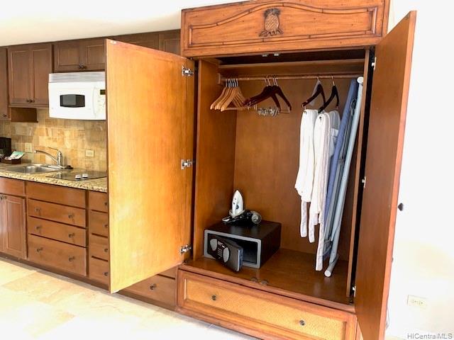2045 Kalakaua Avenue  Unit 802