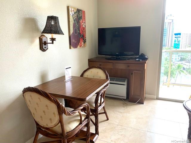 2045 Kalakaua Avenue  Unit 802