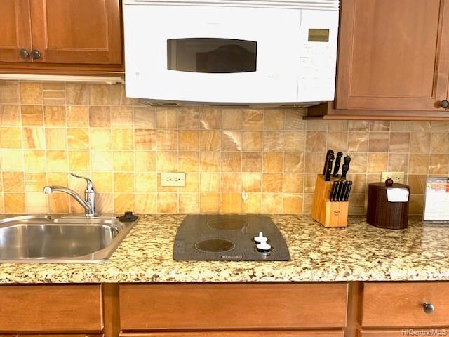 2045 Kalakaua Avenue  Unit 802