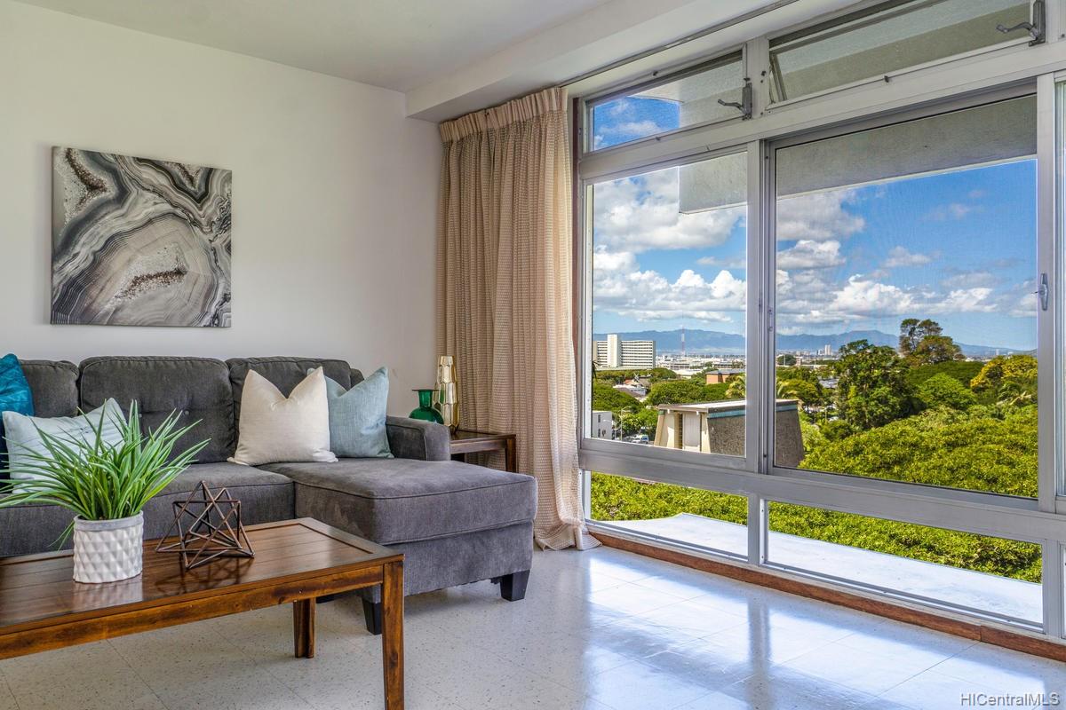 1511 Nuuanu Avenue  Unit 724