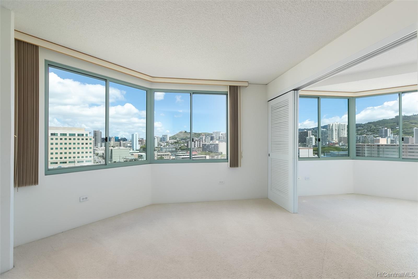 1314 Kalakaua Avenue  Unit 912