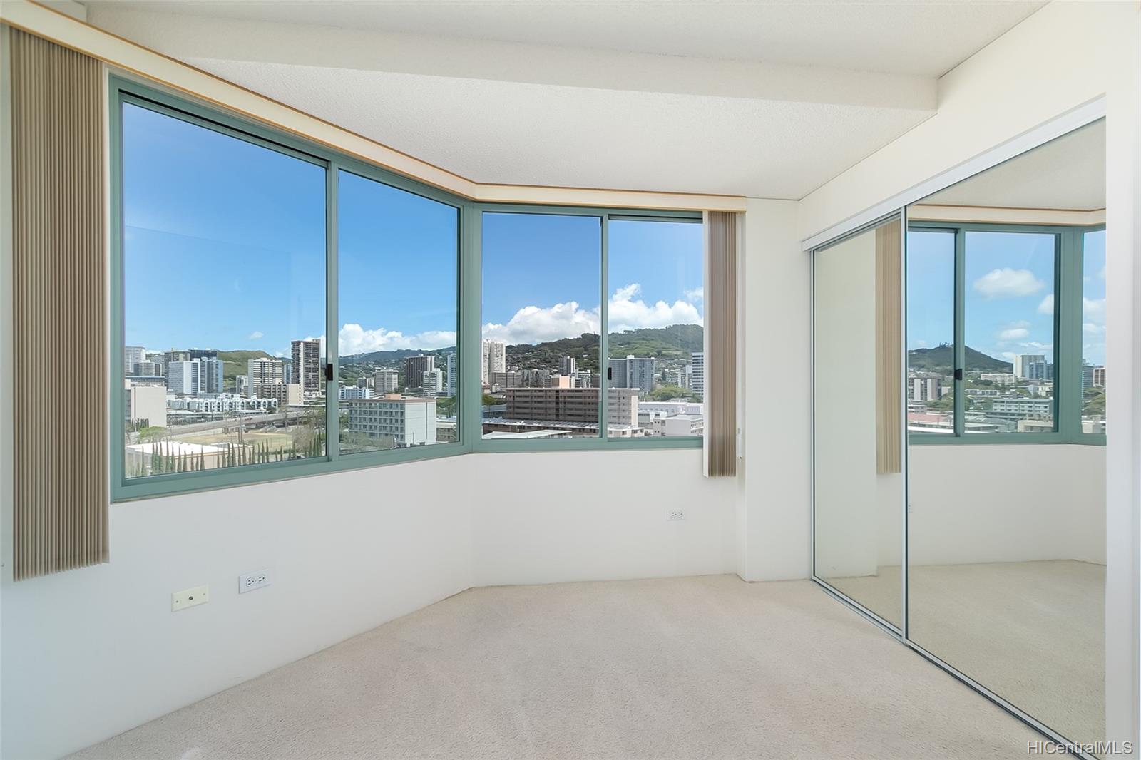1314 Kalakaua Avenue  Unit 912