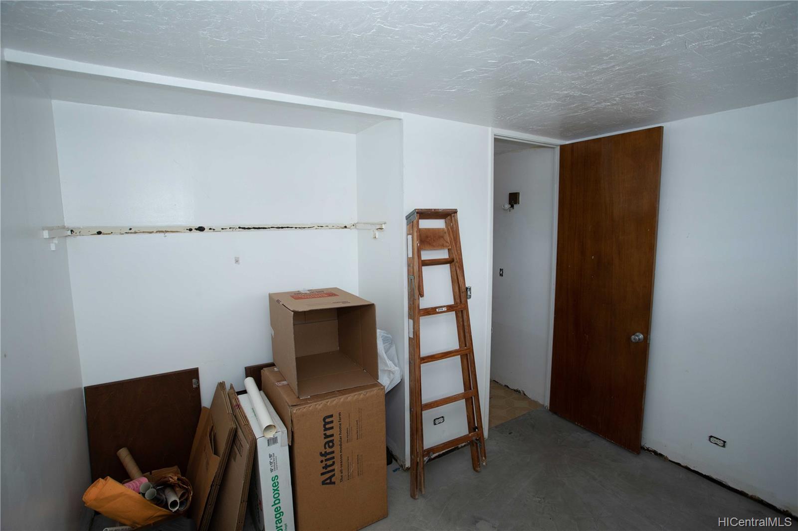 2630 Kapiolani Boulevard  Unit 802
