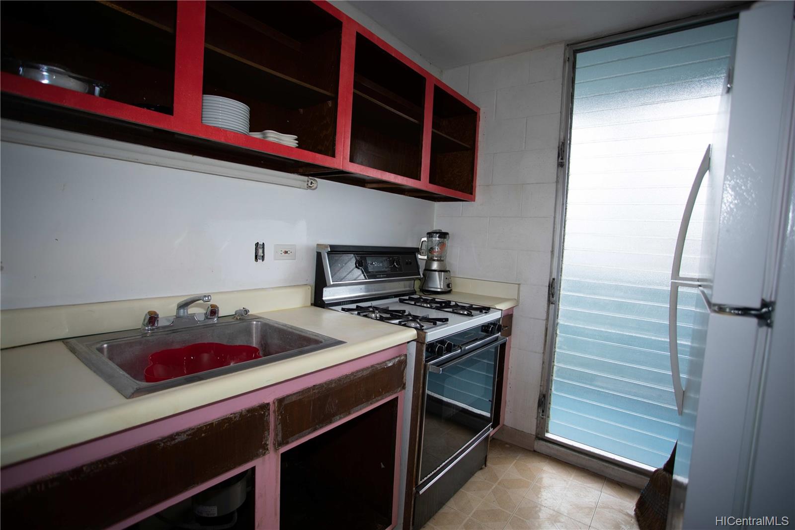 2630 Kapiolani Boulevard  Unit 802