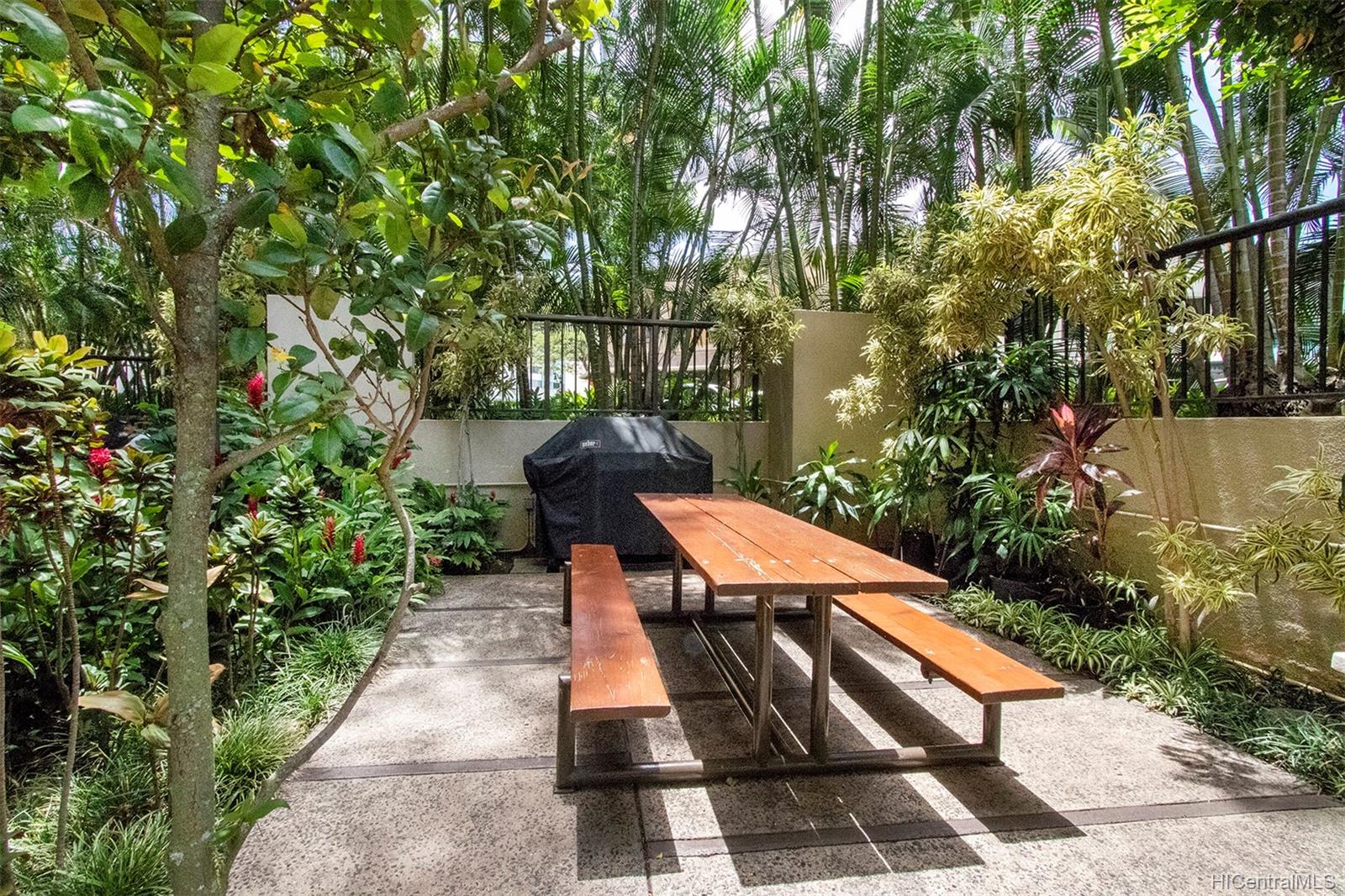 60 N Beretania Street  Unit 506
