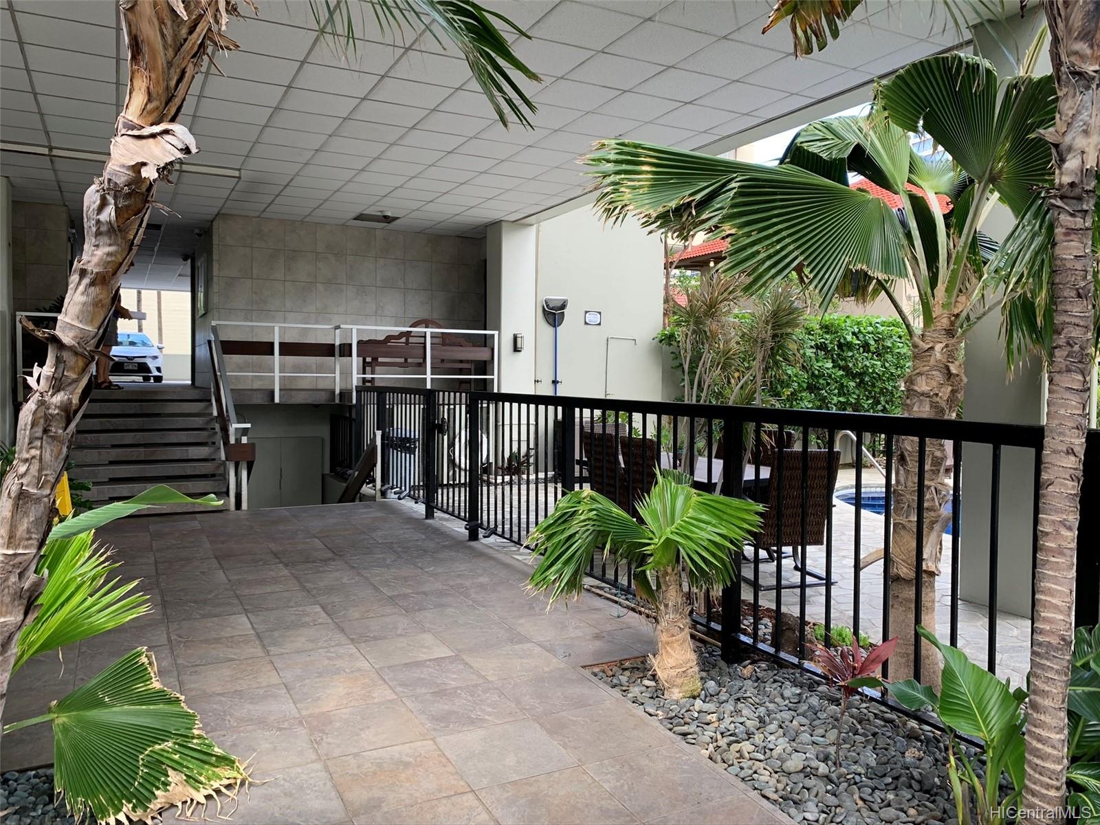 2465 Ala Wai Boulevard  Unit 1203