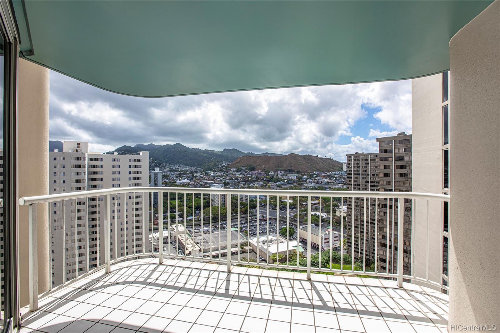 Honolulu Park Place for Sale