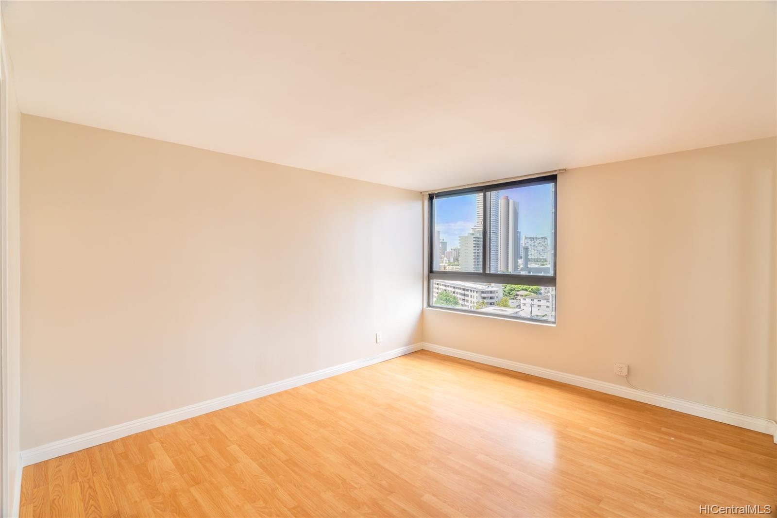 2724 Kahoaloha Lane  Unit 1207