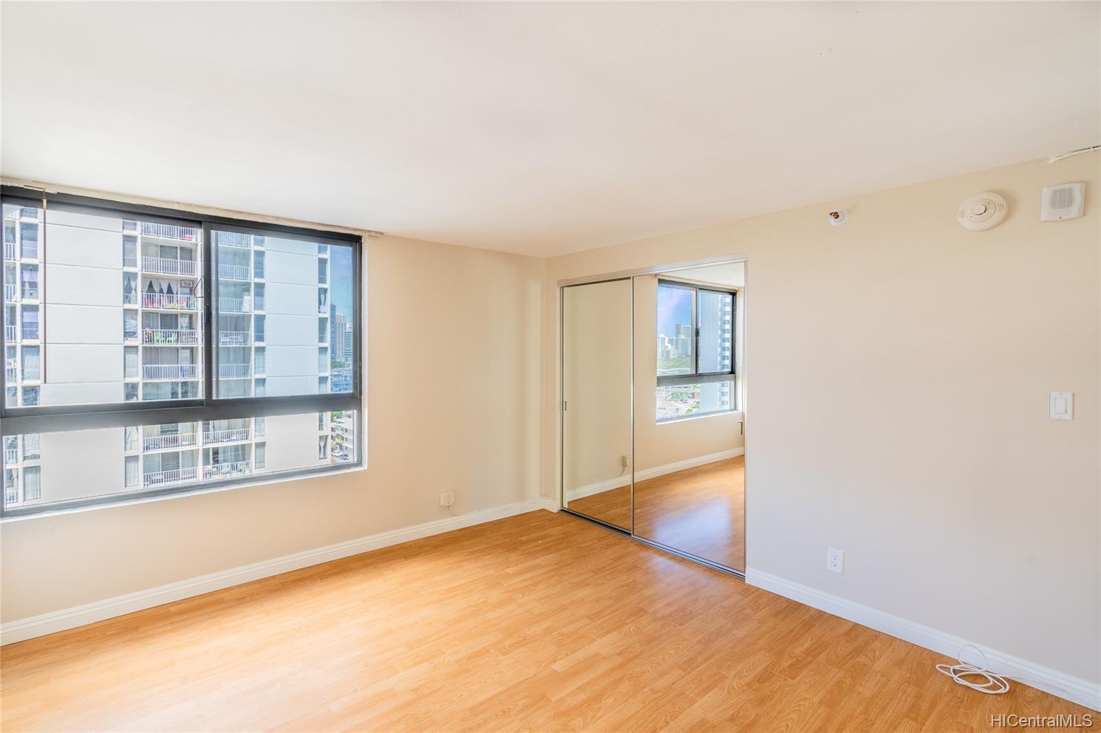 2724 Kahoaloha Lane  Unit 1207