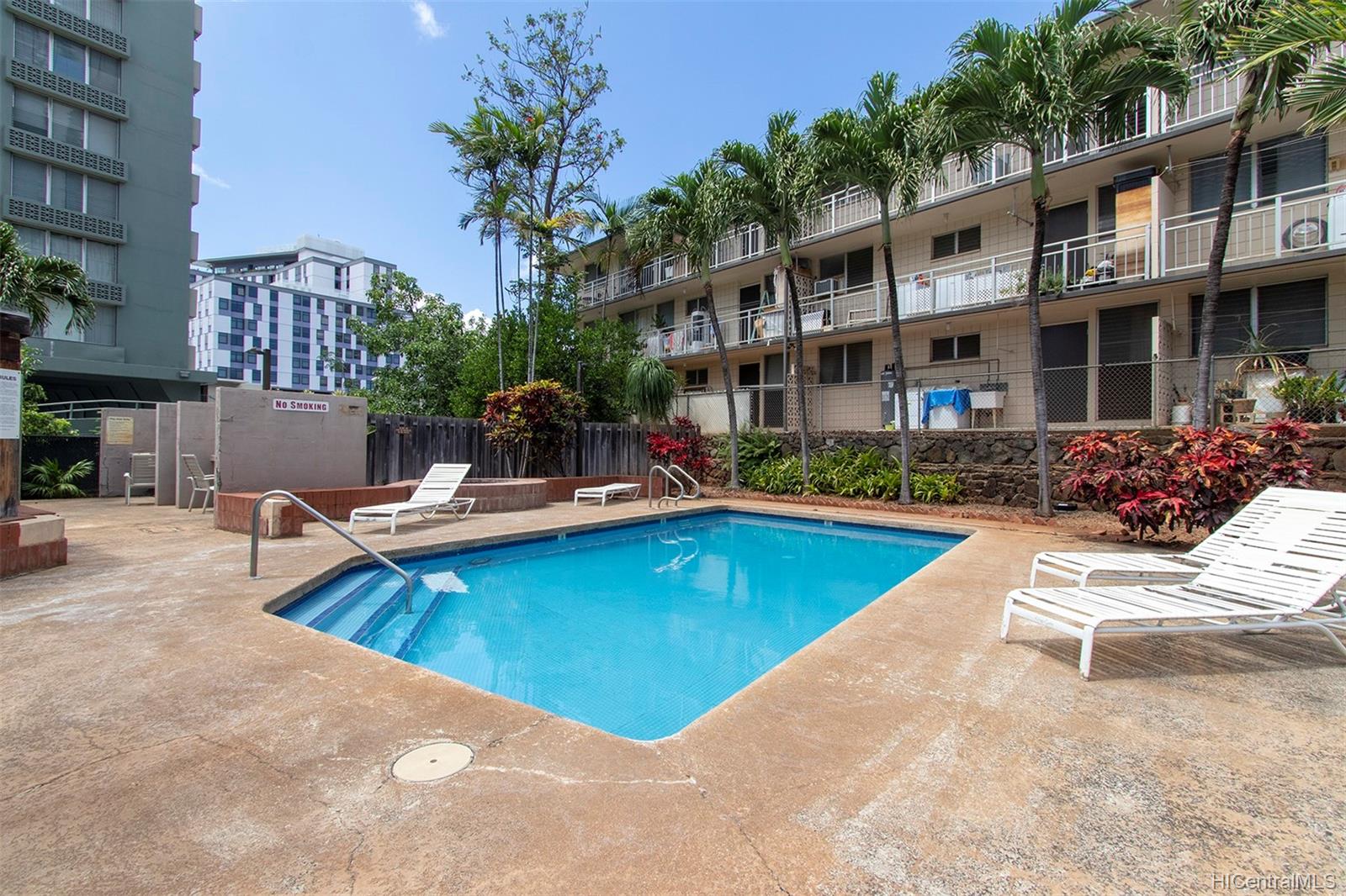 2724 Kahoaloha Lane  Unit 1207