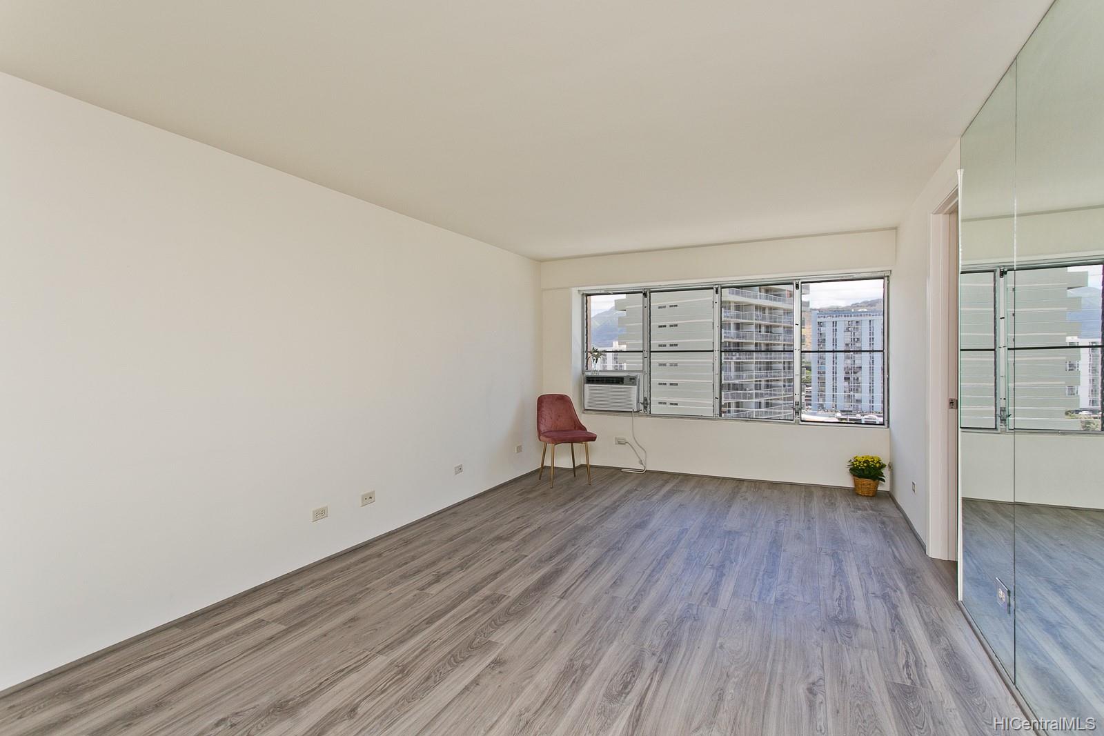 2525 Date Street  Unit 1303