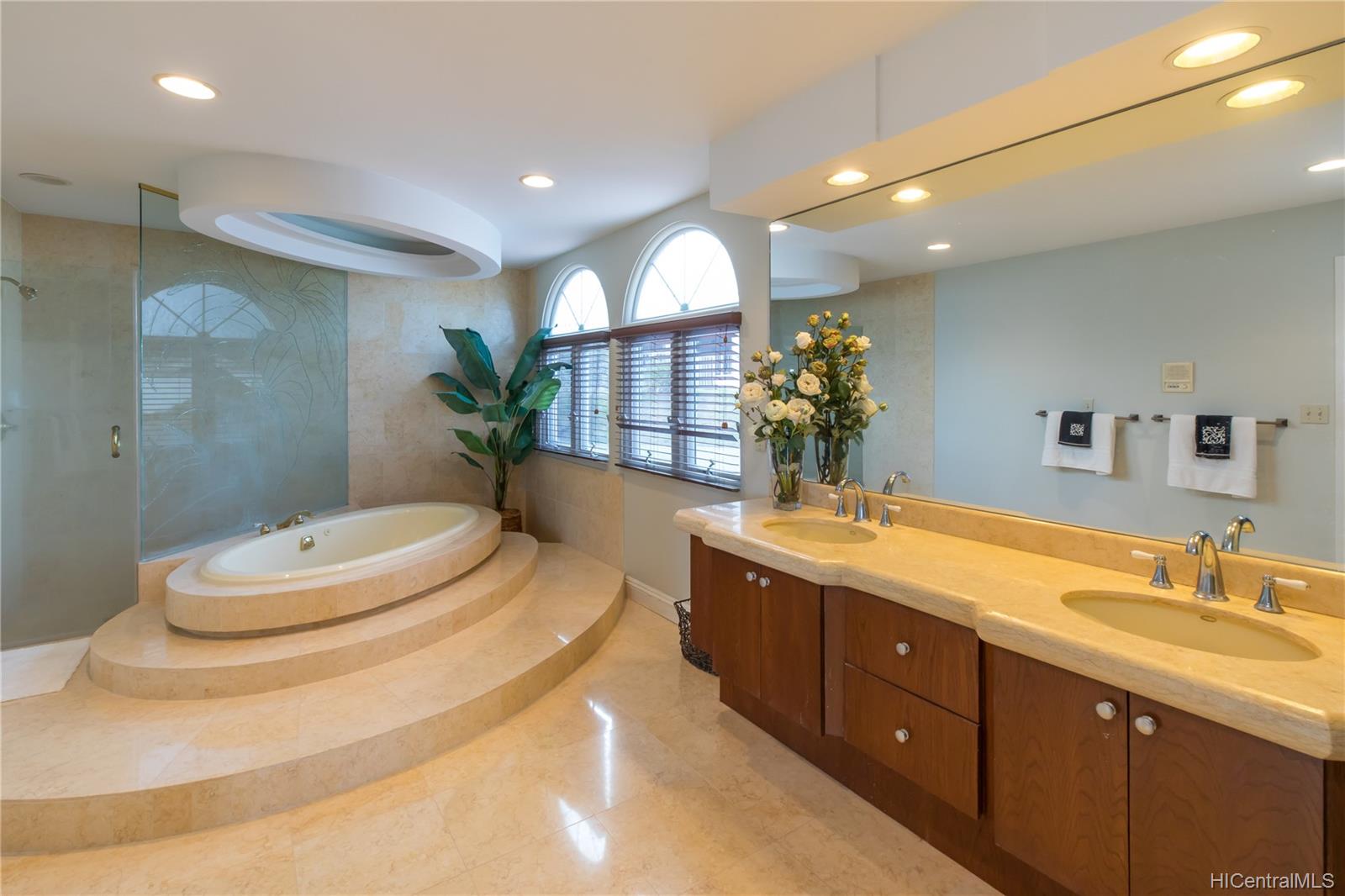 96 Moaniala Place
