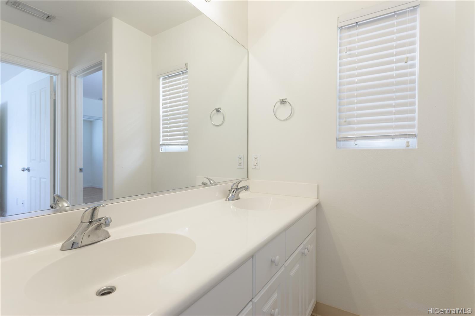 91-2035 Kaioli Street  Unit 3101