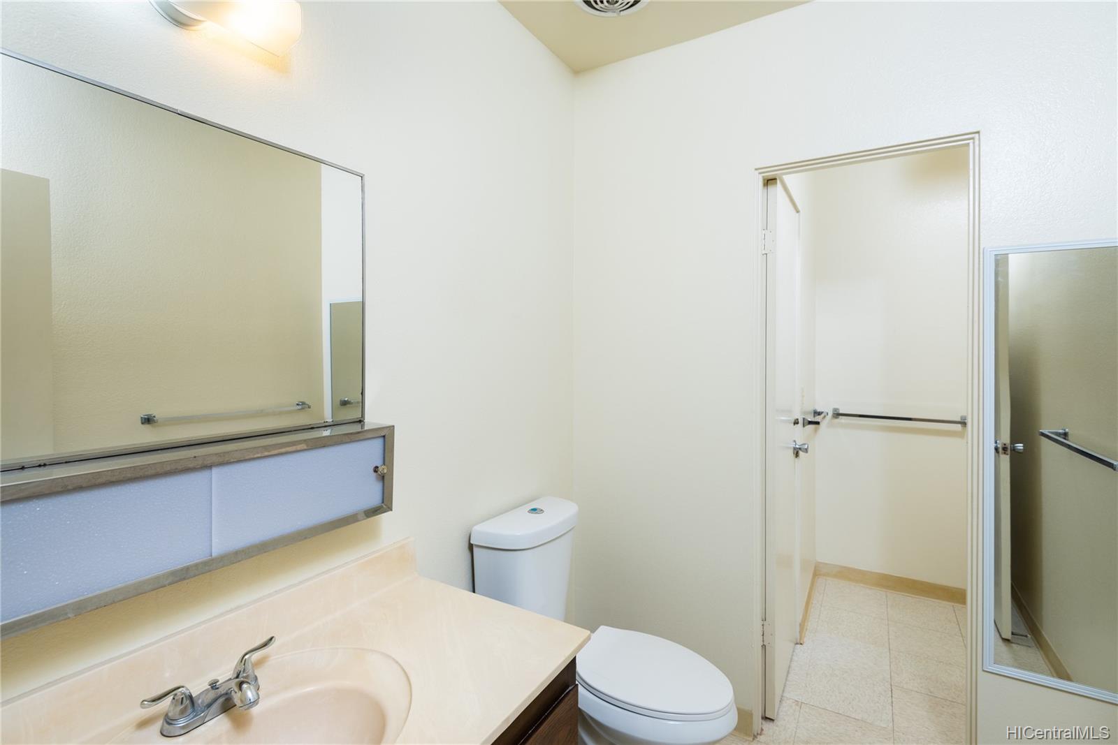 94-615 Kahakea Street  Unit 5B