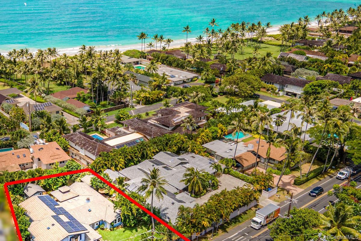 6 North Kalaheo Avenue