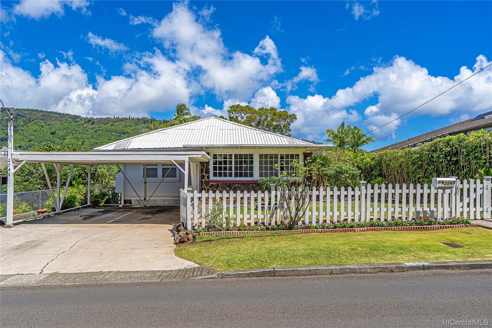 2745 Manoa Road Honolulu HI 96822 sold on 09232020