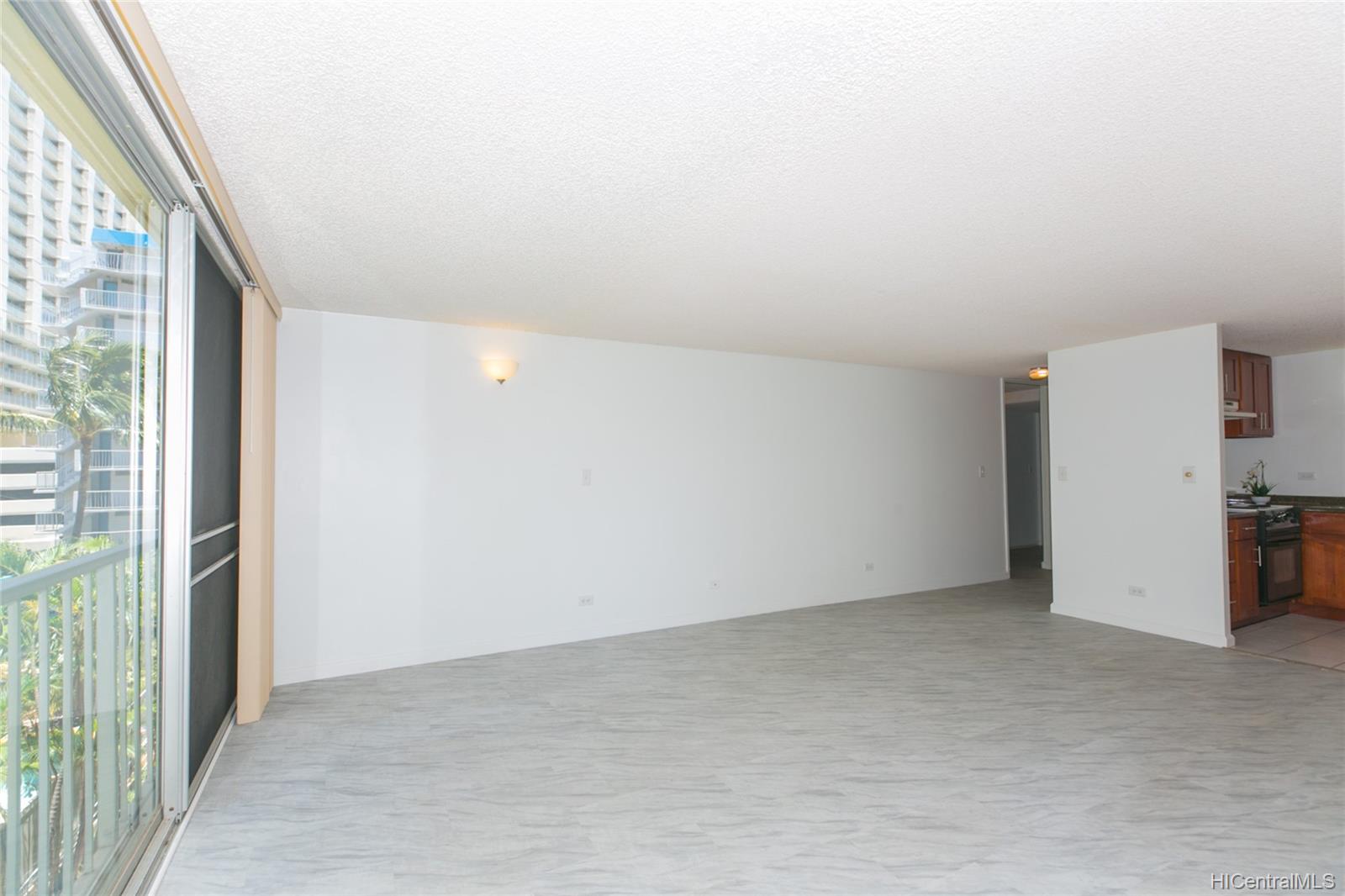 440 Lewers Street  Unit 402
