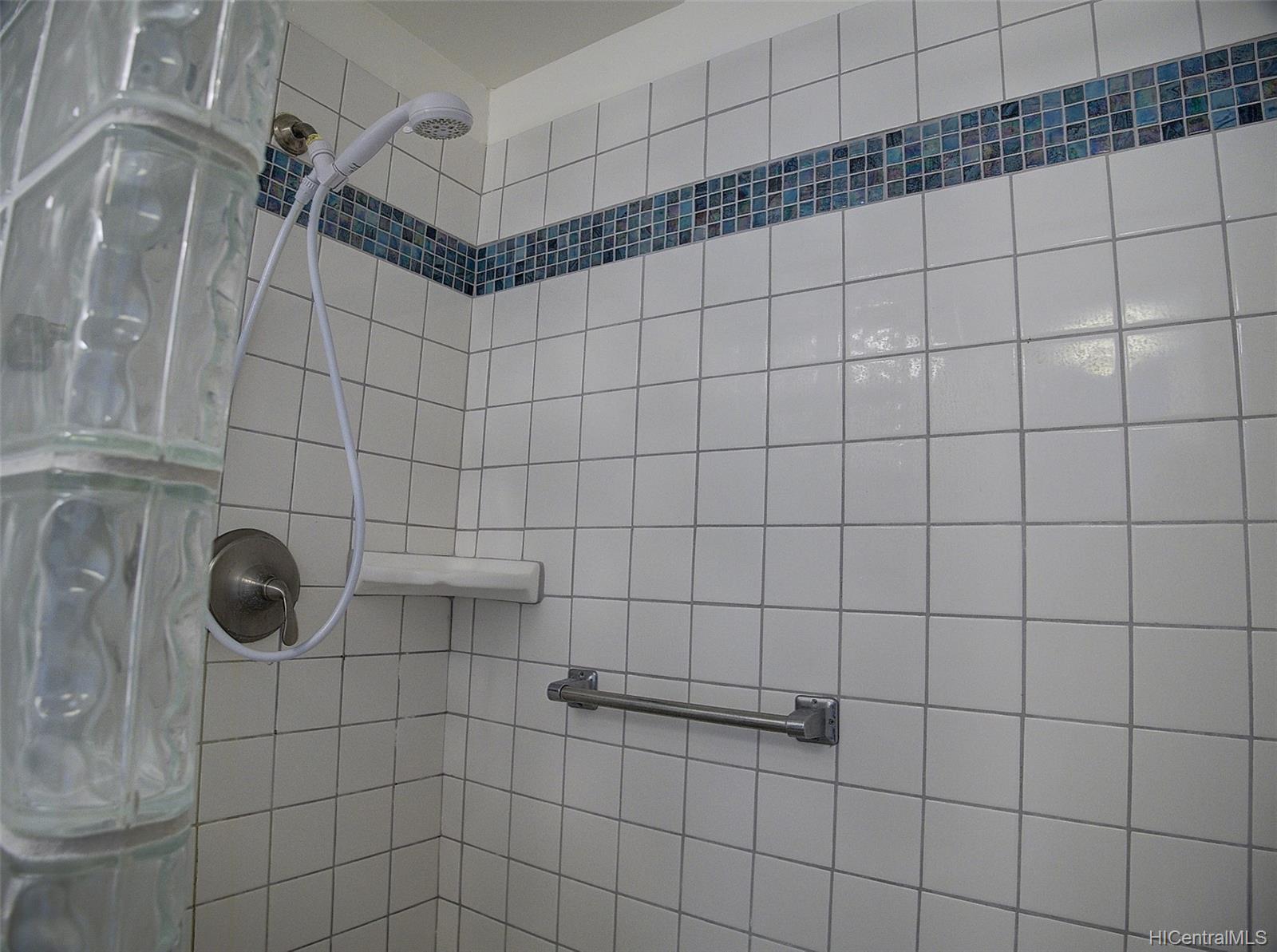 4300 Waialae Avenue  Unit A203