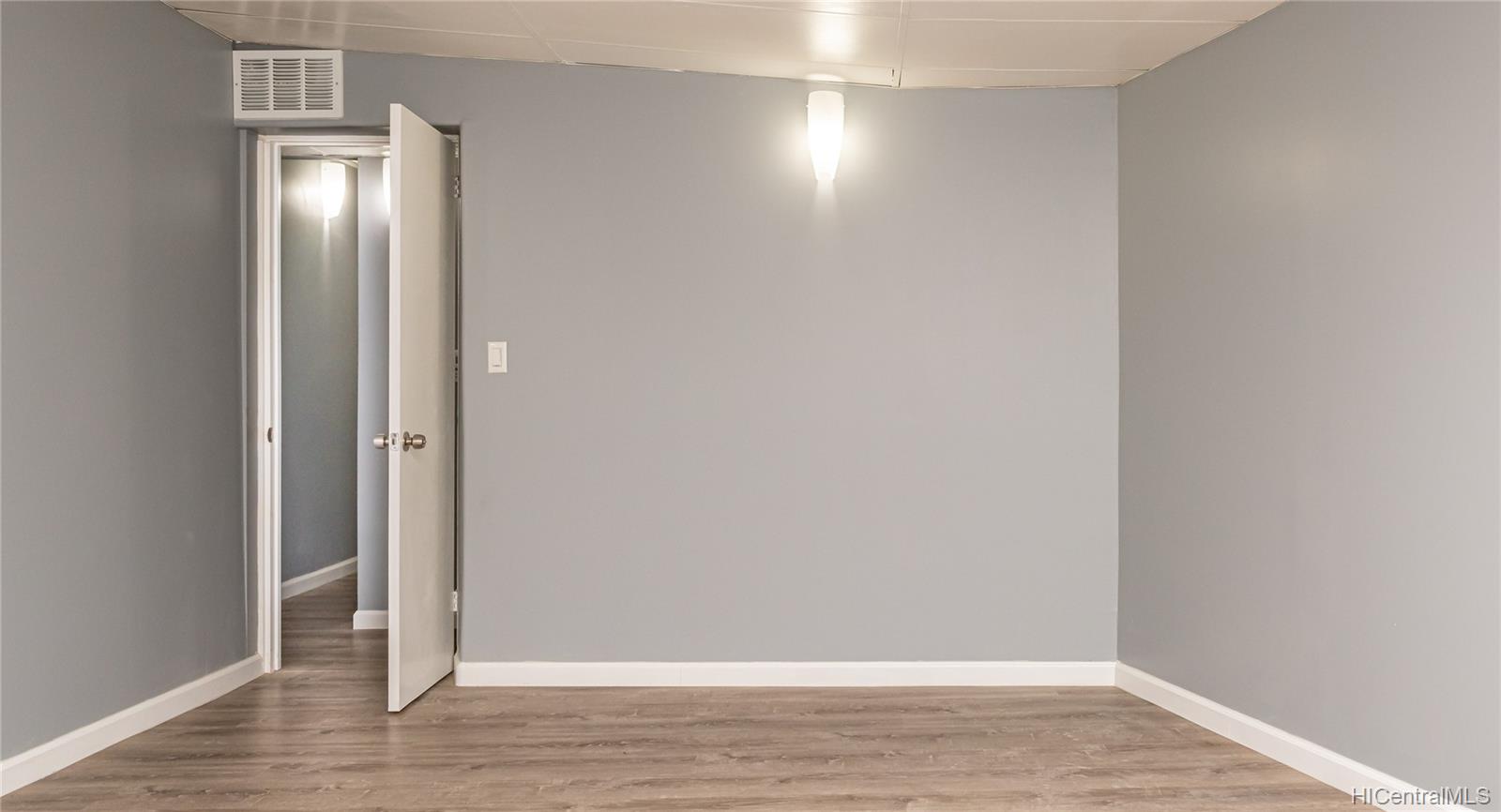 1750 Kalakaua Avenue  Unit 202