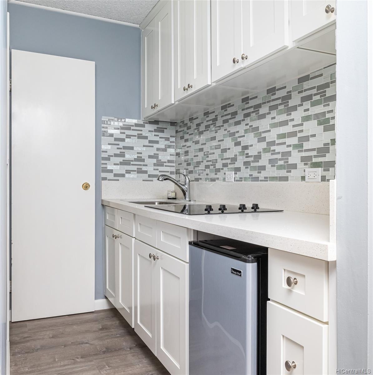 1750 Kalakaua Avenue  Unit 202