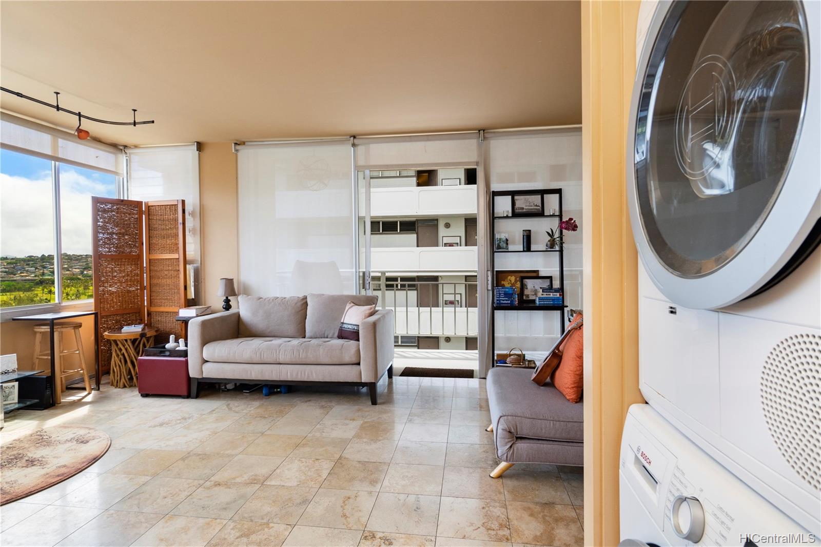 2415 Ala Wai Boulevard  Unit 1202