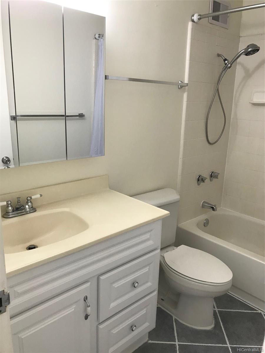 2630 Kapiolani Boulevard  Unit 1403
