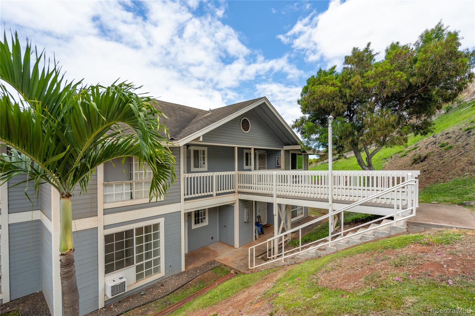 Makakilo Cliffs 92905 Hame Place Unit 19/202 Kapolei HI 96707 sold on