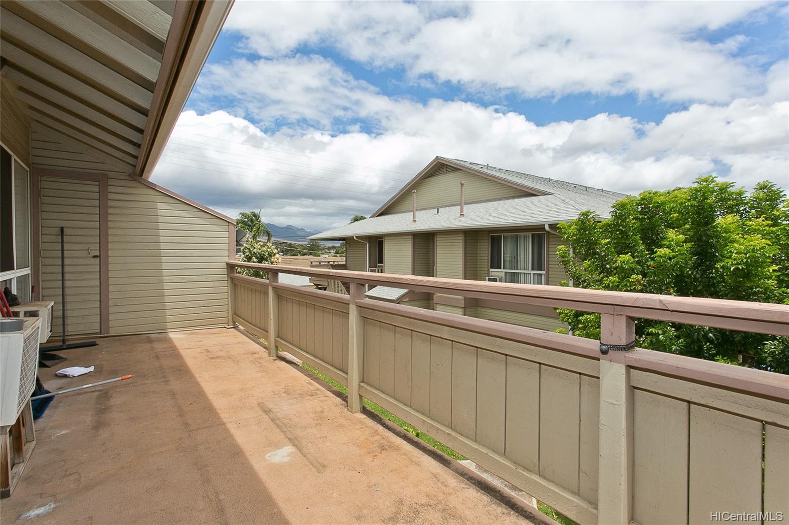 91-609 Puamaeole Street  Unit 34S