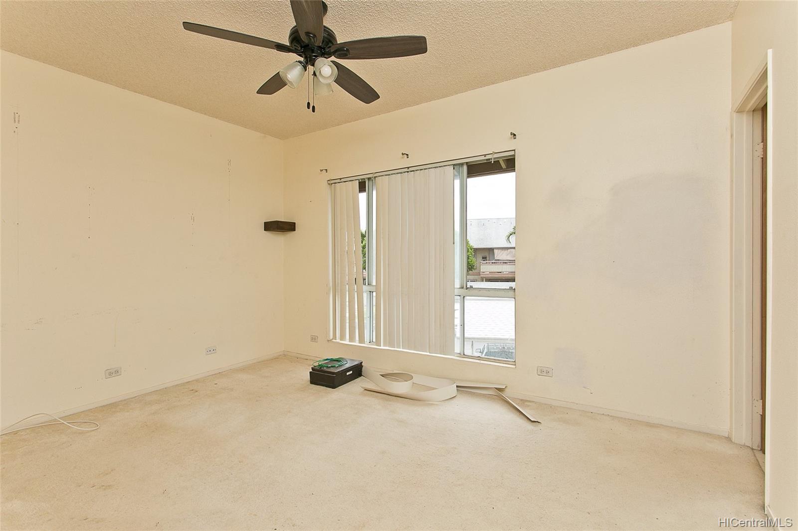 91-609 Puamaeole Street  Unit 34S